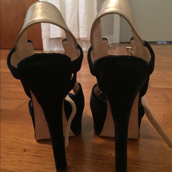 Fendi Navy Velvet & Gold Logo Leather Heels 7.5/38 - Picture 6 of 7